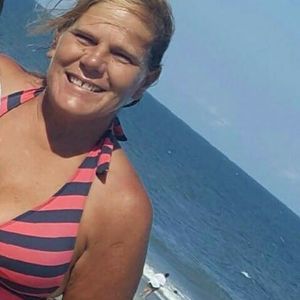 Meet your Posher, Suzanne